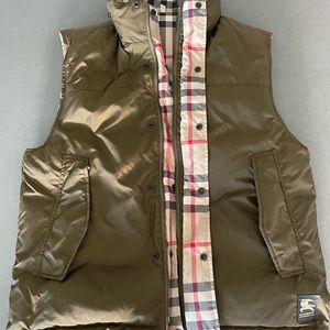 Burberry vest